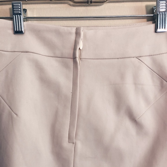 H&M | Khaki Fitted Pencil Skirt - Picture 5 of 8